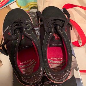 Skechers, catapults, skater casual shoes